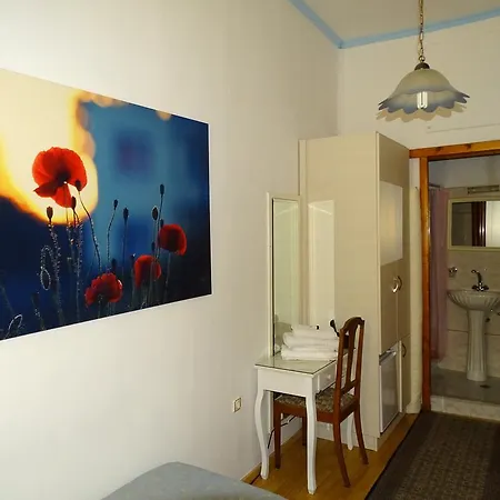 Pensión Anemones La Canea